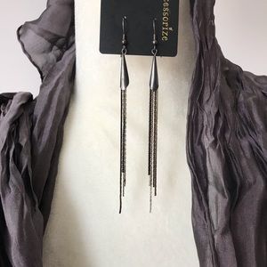 Earrings NWT never worn. Charcoal and Silver